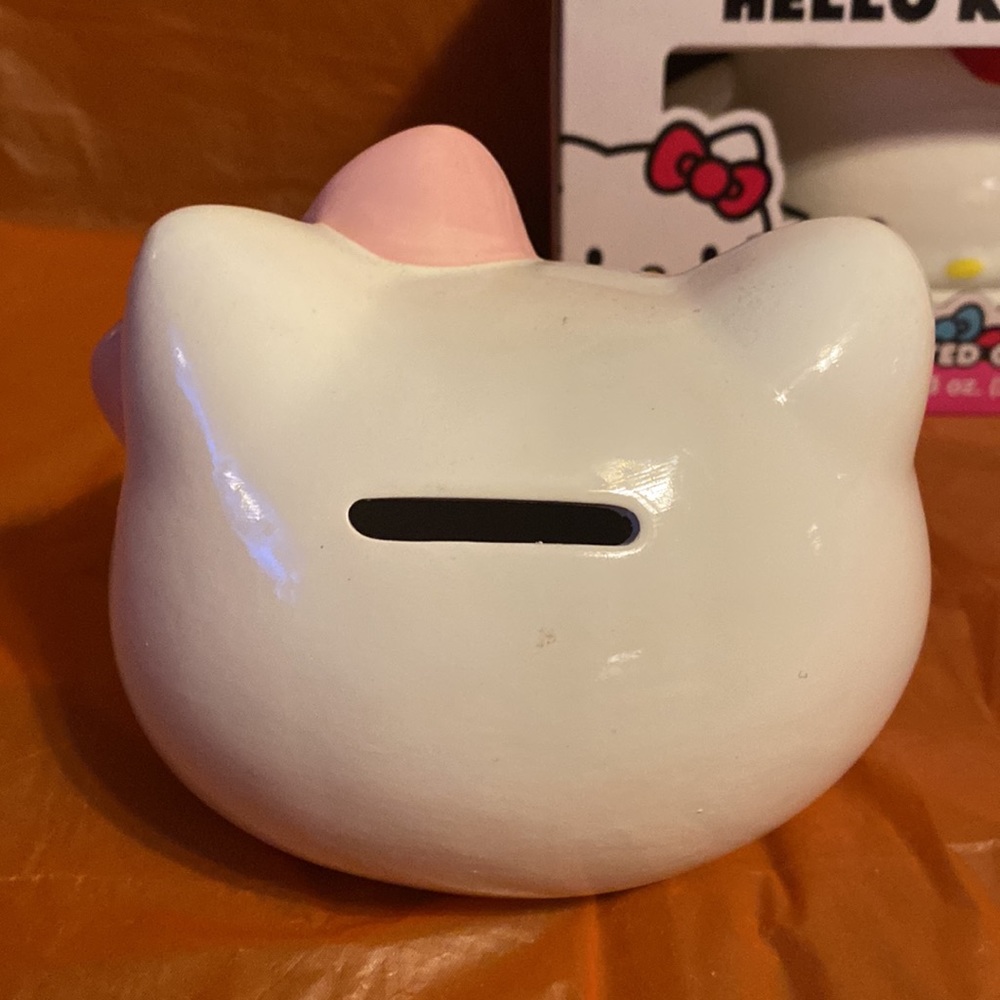 Hello Kitty items X3! - Picture 3 of 11